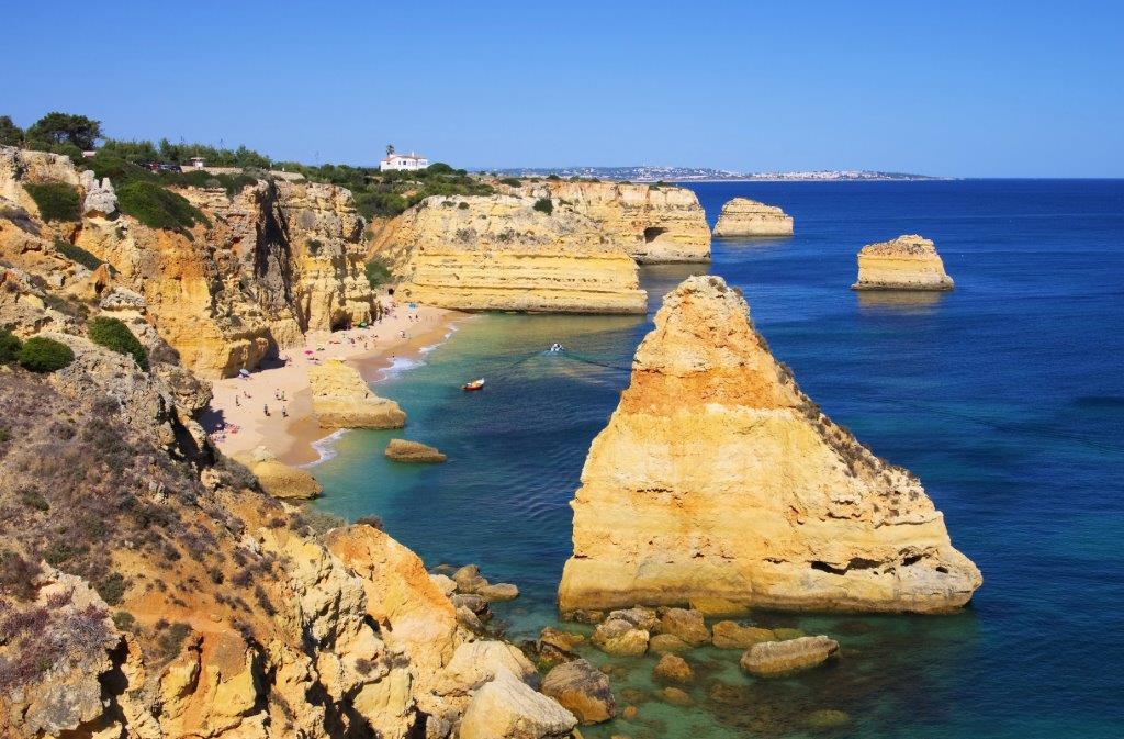 Algarve Tem 75 Praias Em Perigo De Derrocada Mas Veraneantes N o Ligam 